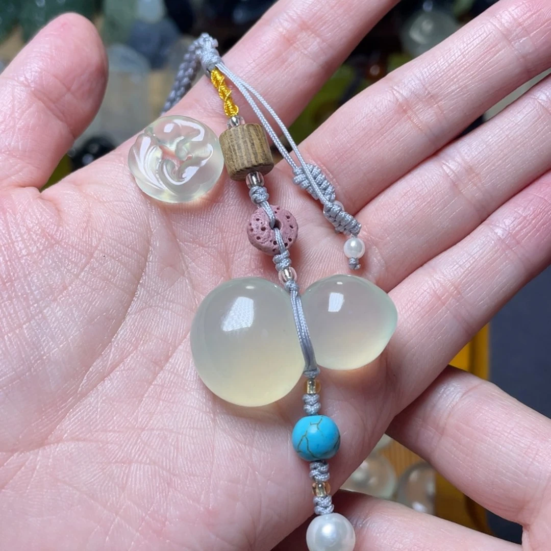 蛇纹石玉车挂未镶嵌M****l