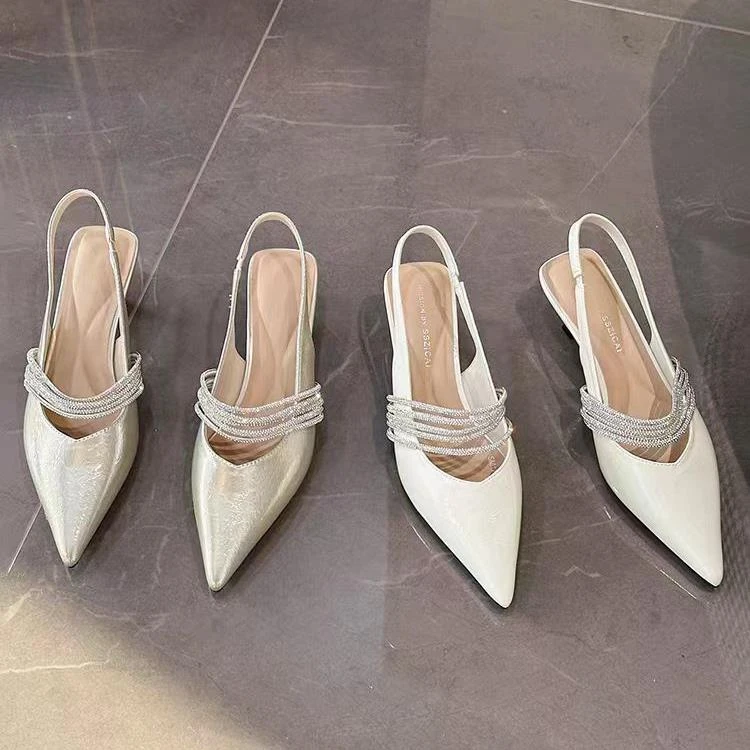 9577 新款法式气质百搭时尚细跟包头凉鞋