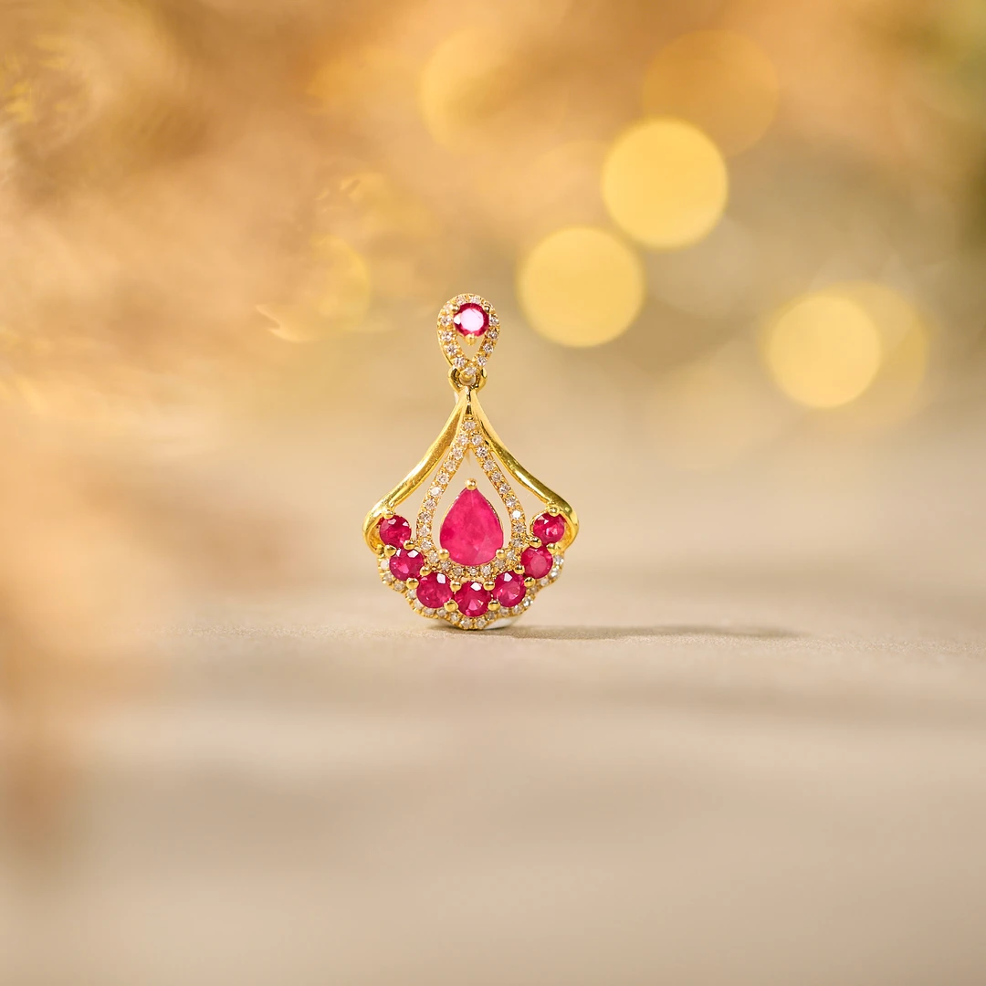 【歪歪】裙子*红宝石吊坠*18K金镶嵌（多样性发一）XB-S3485