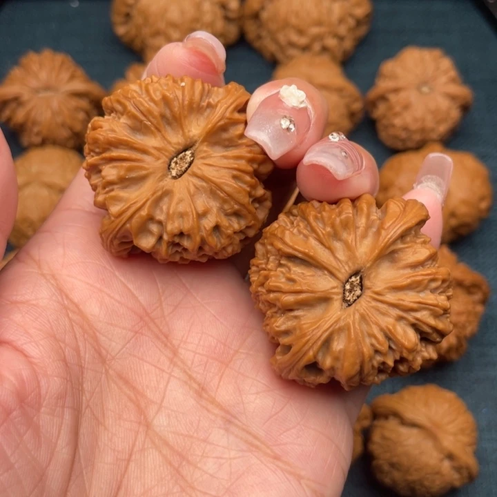 吊坠文玩核桃42全品南疆。