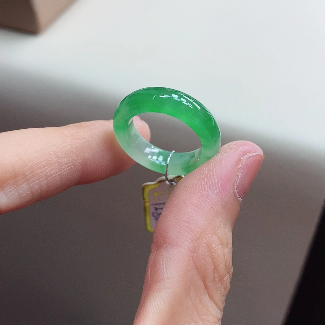 翡翠戒指未镶嵌9号