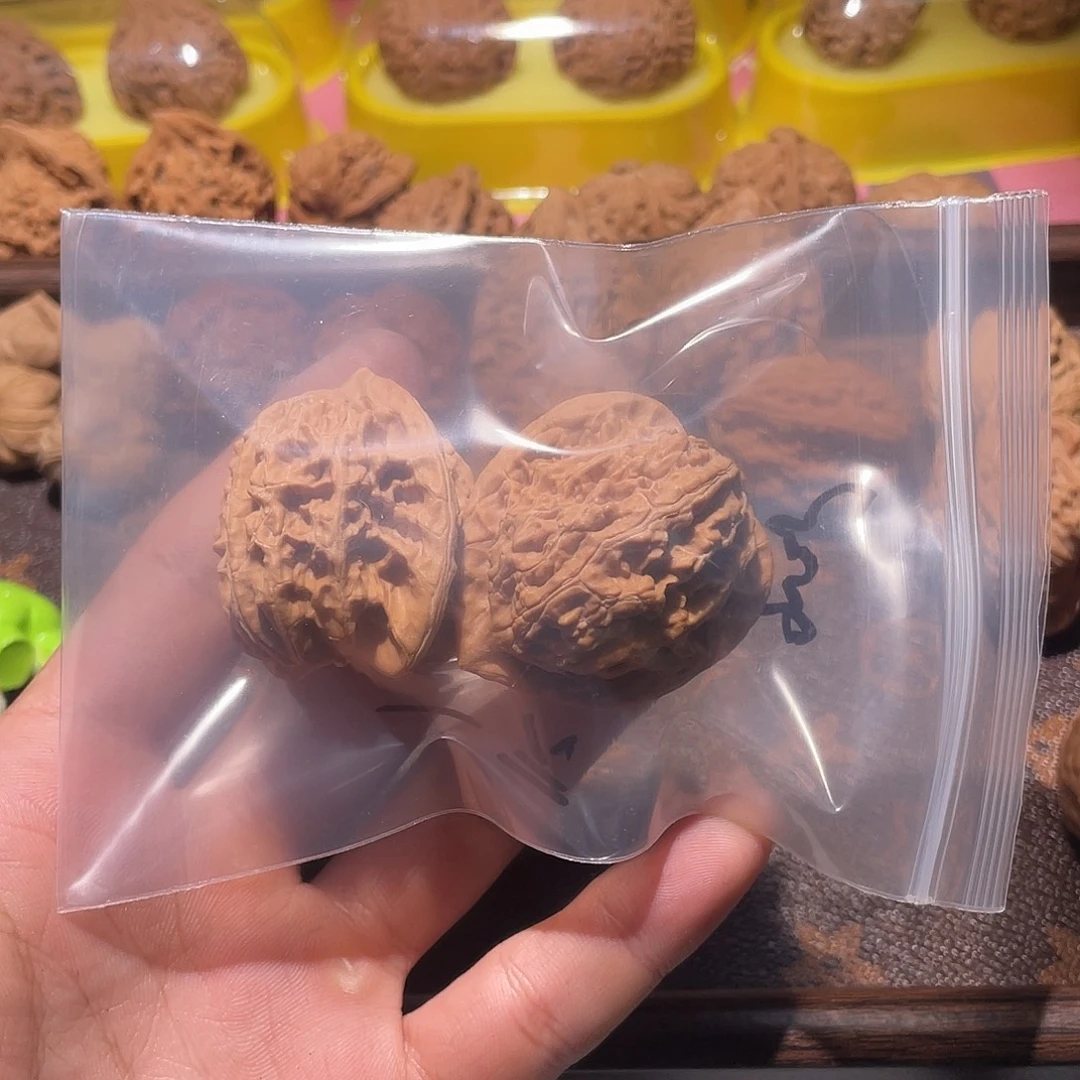 但****文玩核桃吊坠福利