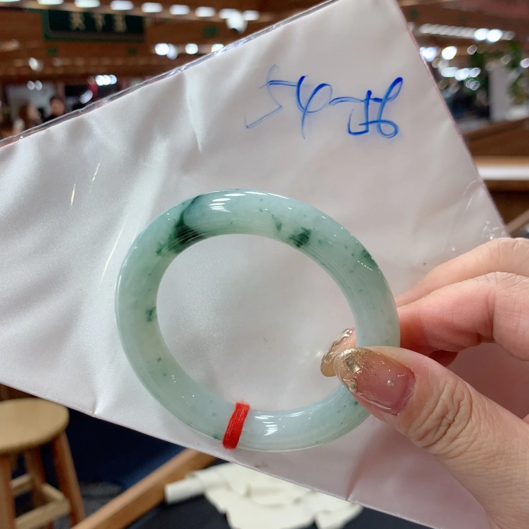 未镶嵌手镯翡翠翡翠