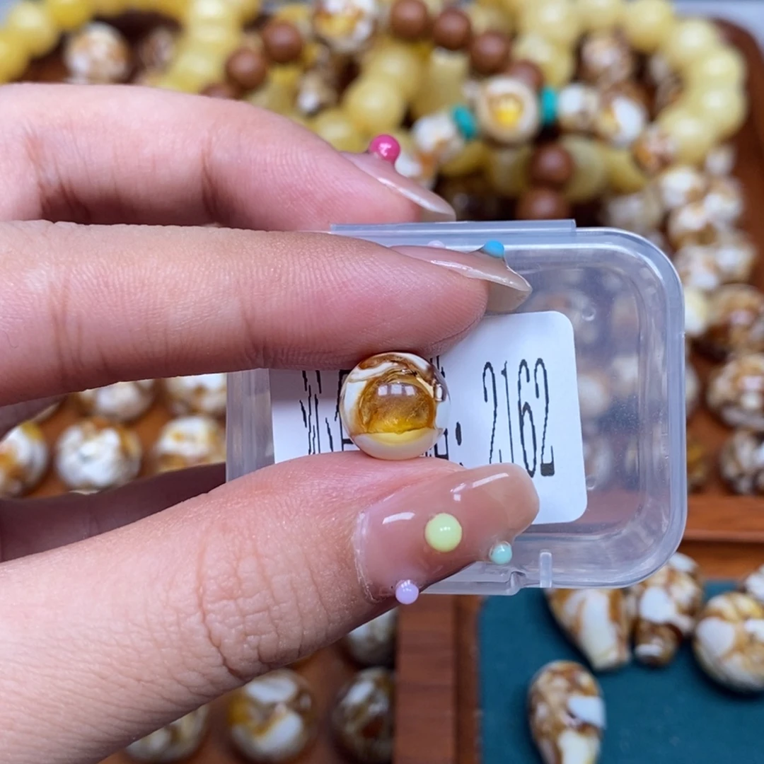 把件猴头核桃沁色圆珠老型2162