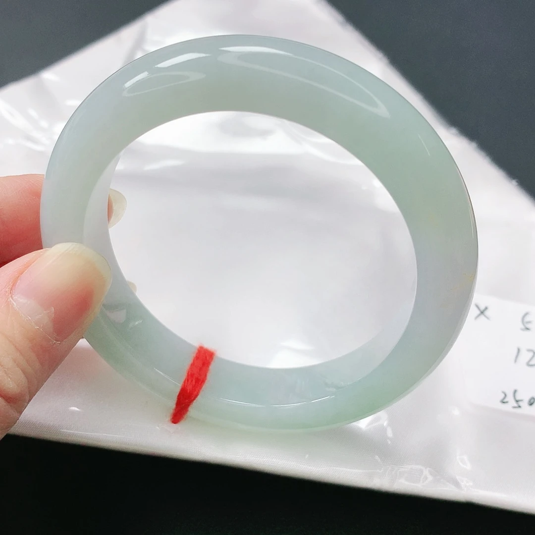 翡翠手镯未镶嵌缅甸天然A货翡翠