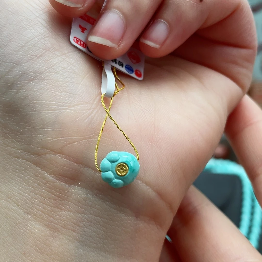 绿松石颈饰未镶嵌