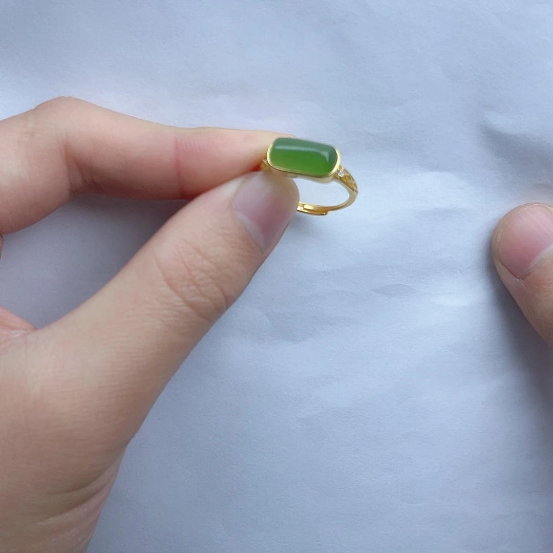 和田玉戒指。k k银S925镶嵌肉*