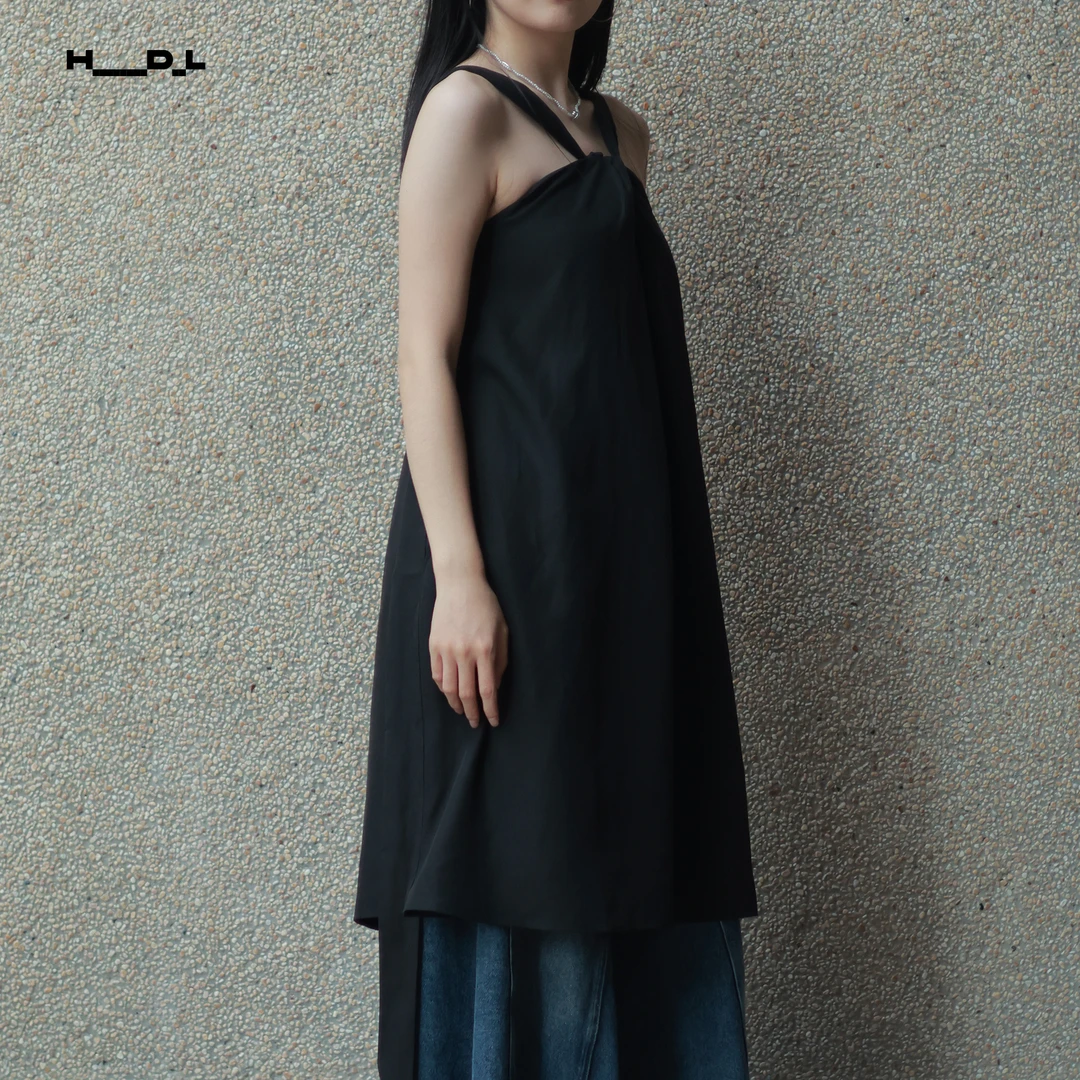 HDL ·法式挂脖连衣裙