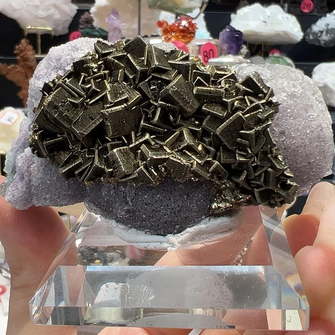 未镶嵌水晶大型摆件（非配饰）