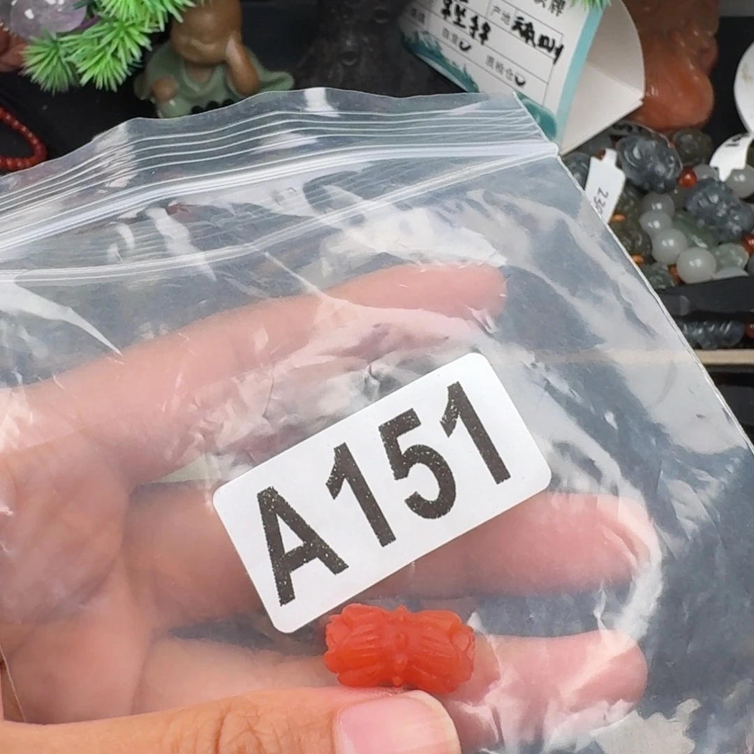 未镶嵌南红玛瑙珠宝奇石