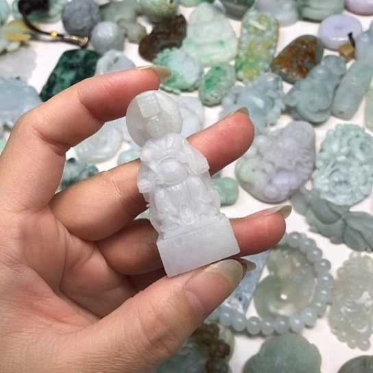 定制翡翠未镶嵌翡翠