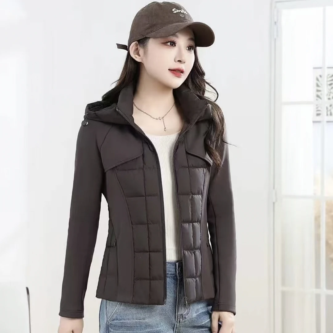8818（莉力服饰）高品质修身柔软舒适带帽棉服