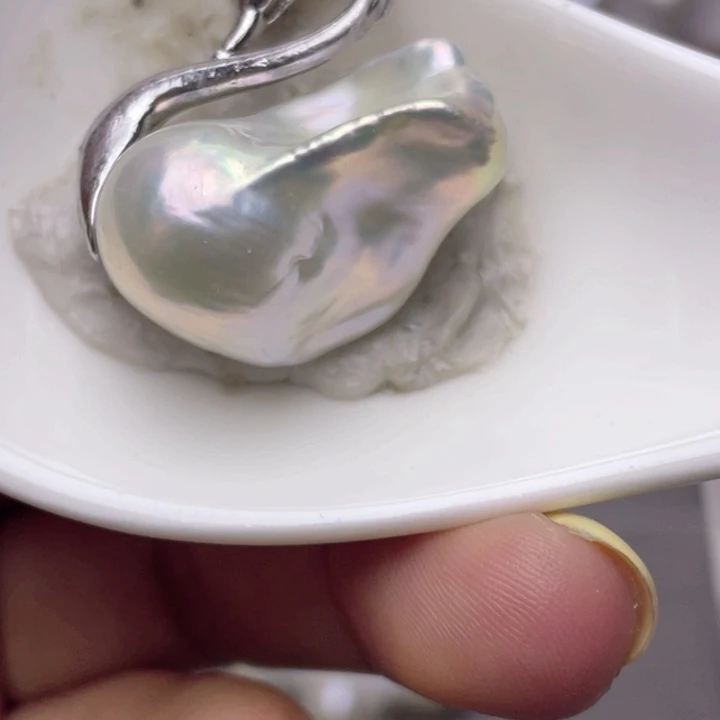 颈饰合金淡水珍珠