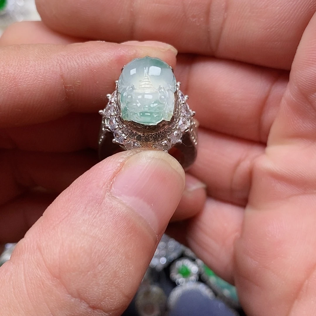 未镶嵌戒指翡翠翡翠