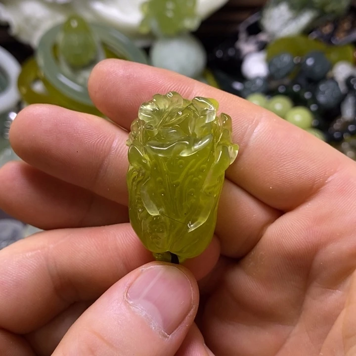 未镶嵌岫玉岫玉颈饰