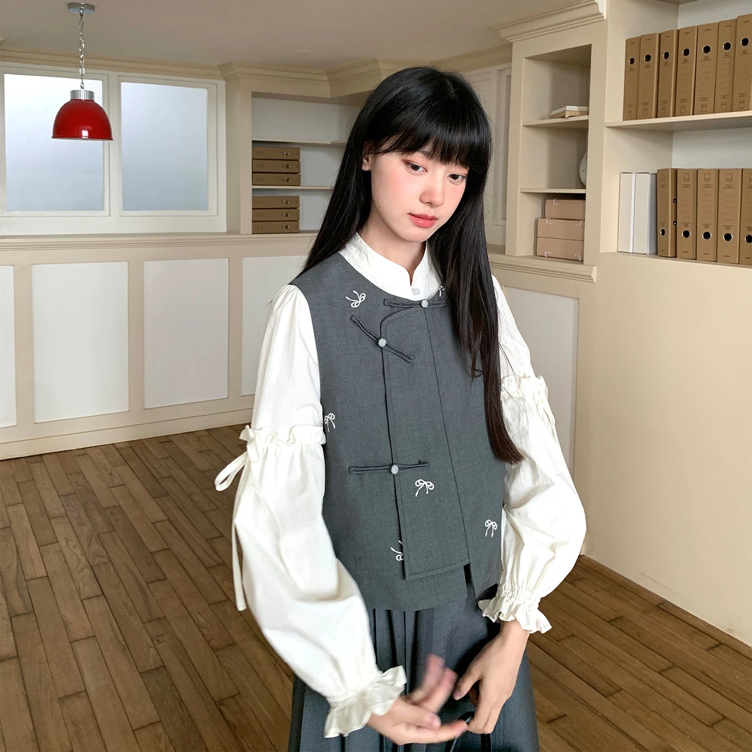甜美设计感新中式蝴蝶结刺绣马夹半身裙灰色套装裙女秋