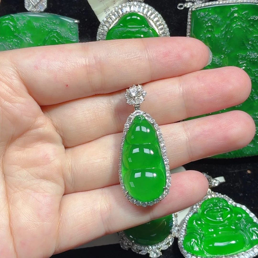 翡翠银S925镶嵌颈饰