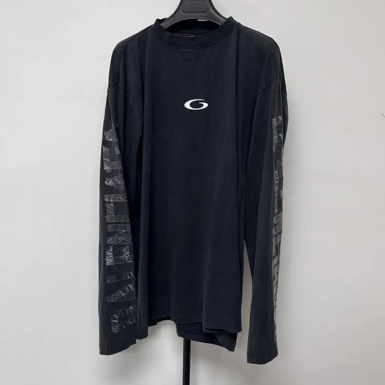 未使用 Balenciaga/巴黎世家 衣袖不对称下摆针织廓形长袖03029