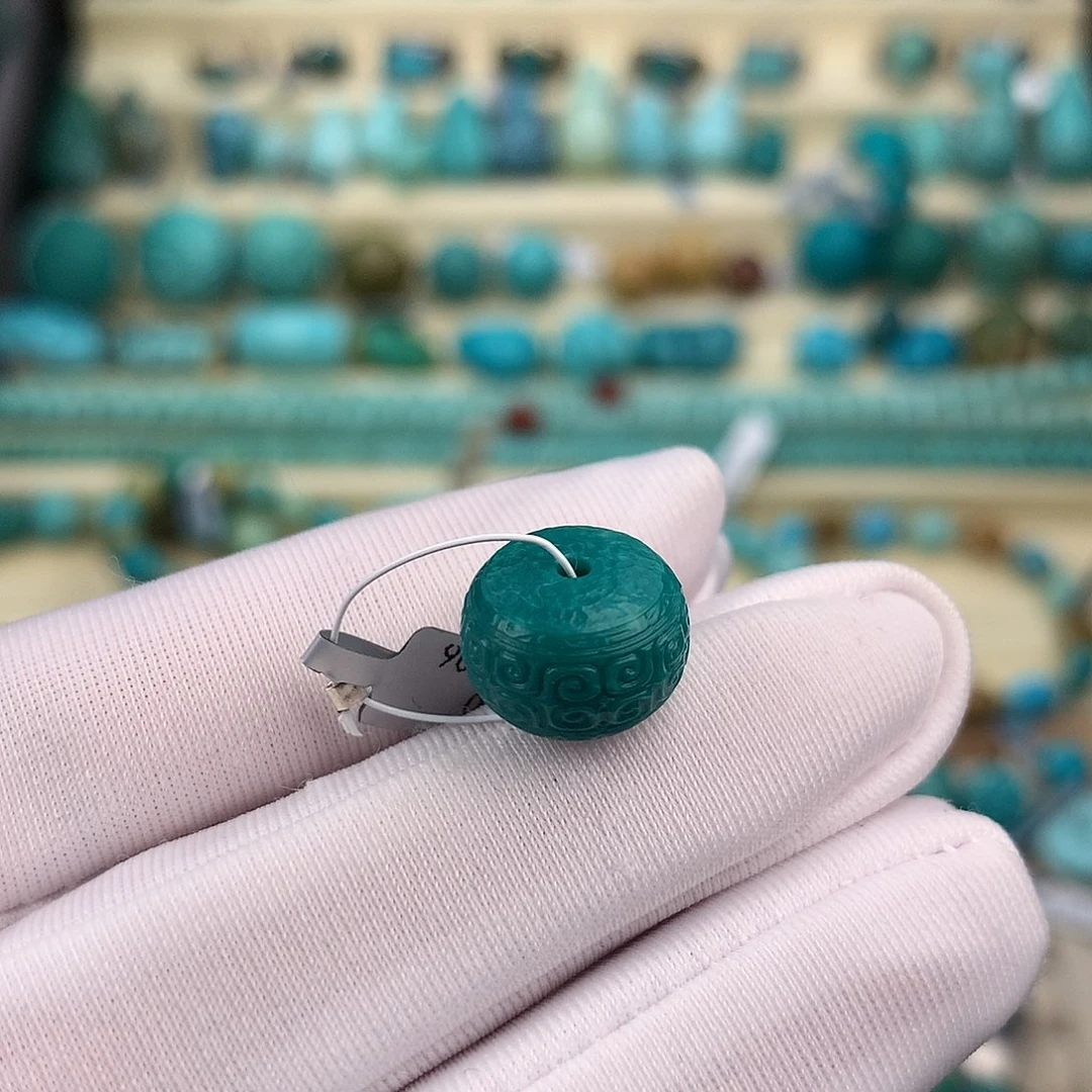 绿松石未镶嵌珠宝奇石12