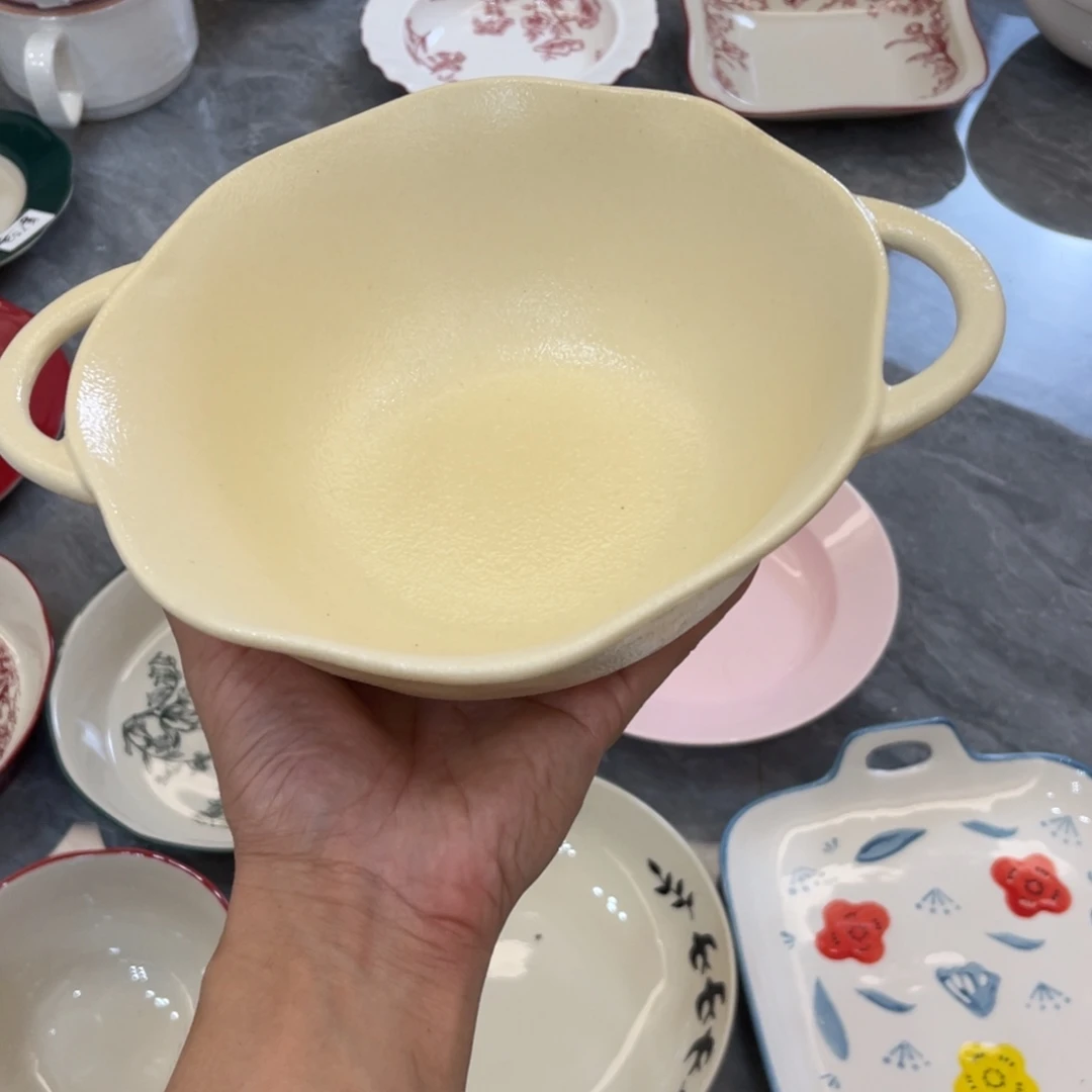 陶瓷微瑕餐具介意勿拍，满18飞！
