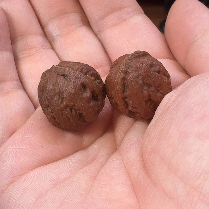 *****猴头核桃把件37969958859869768