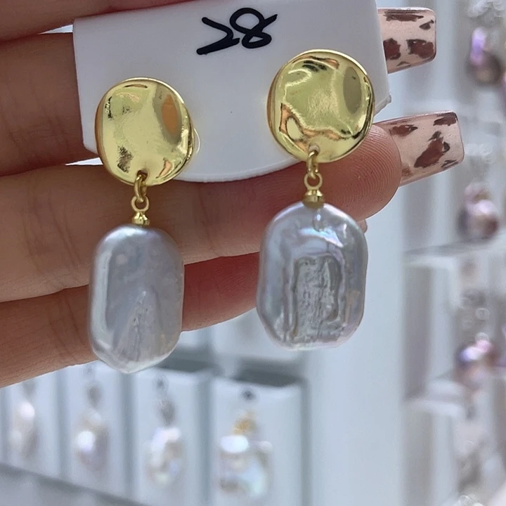 淡水珍珠耳饰未镶嵌