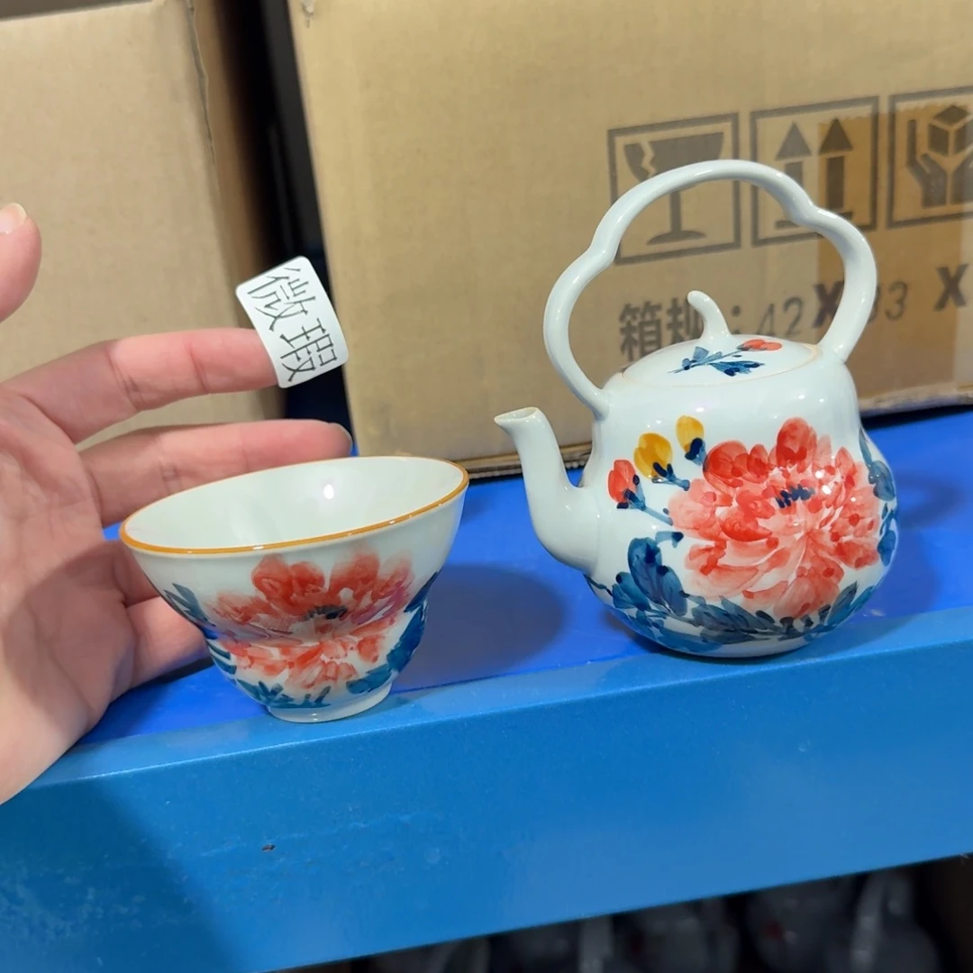 釉下手绘茶具微瑕