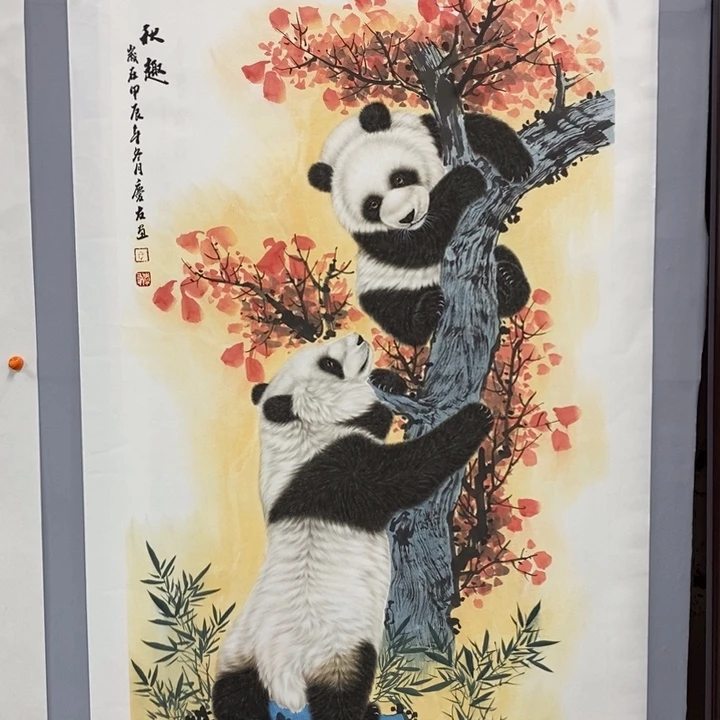 手绘作品等多种形式进行
