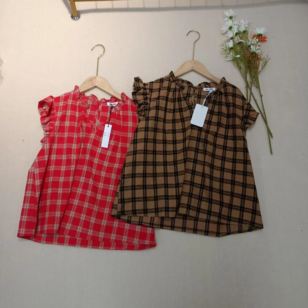 唯琳剪标   8仓B3-3-6373款   格子飞飞袖上衣