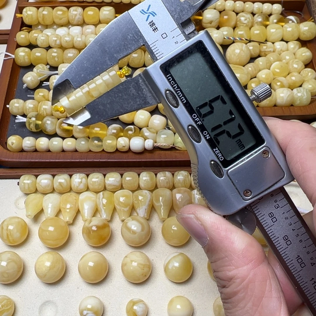 琥珀未镶嵌裸石琥珀蜜蜡