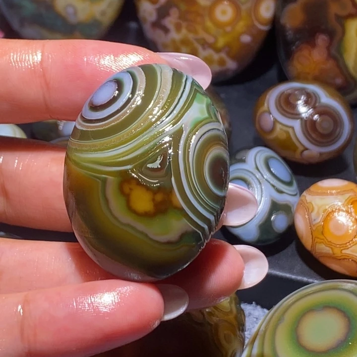 一***景玛瑙/玉髓未镶嵌珠宝奇石