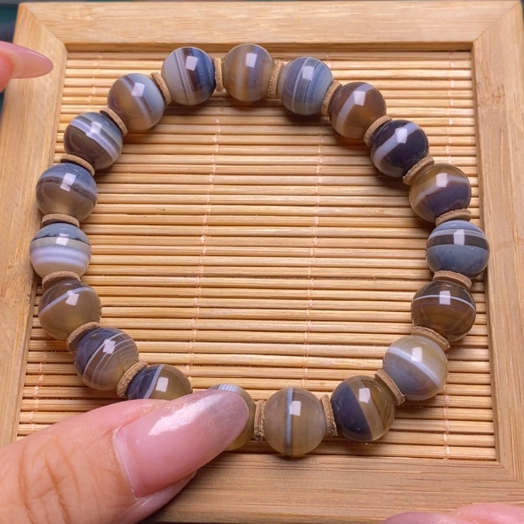 小***福玛瑙/玉髓未镶嵌珠宝半成品