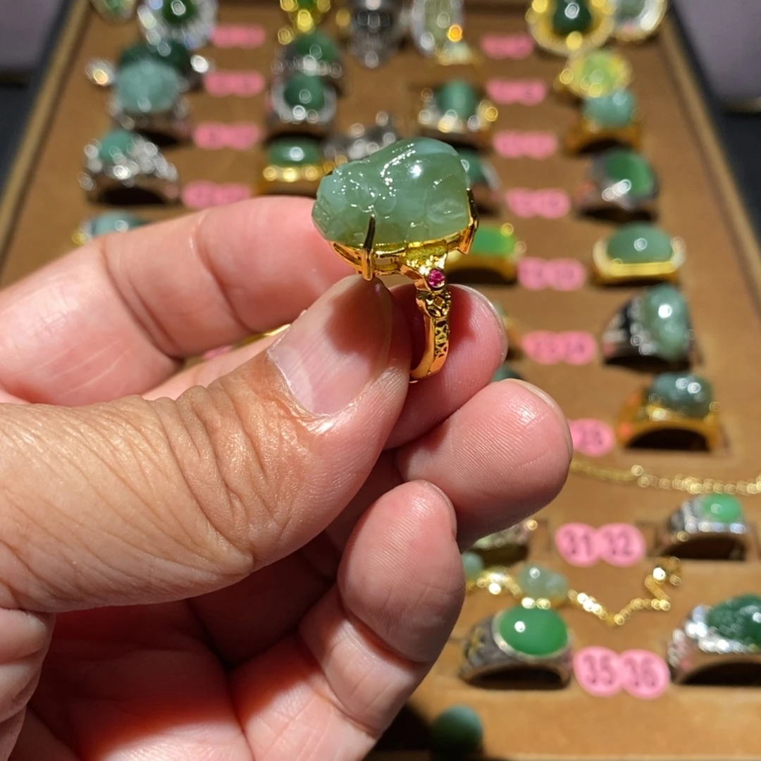 和田玉（碧玉）未镶嵌戒指