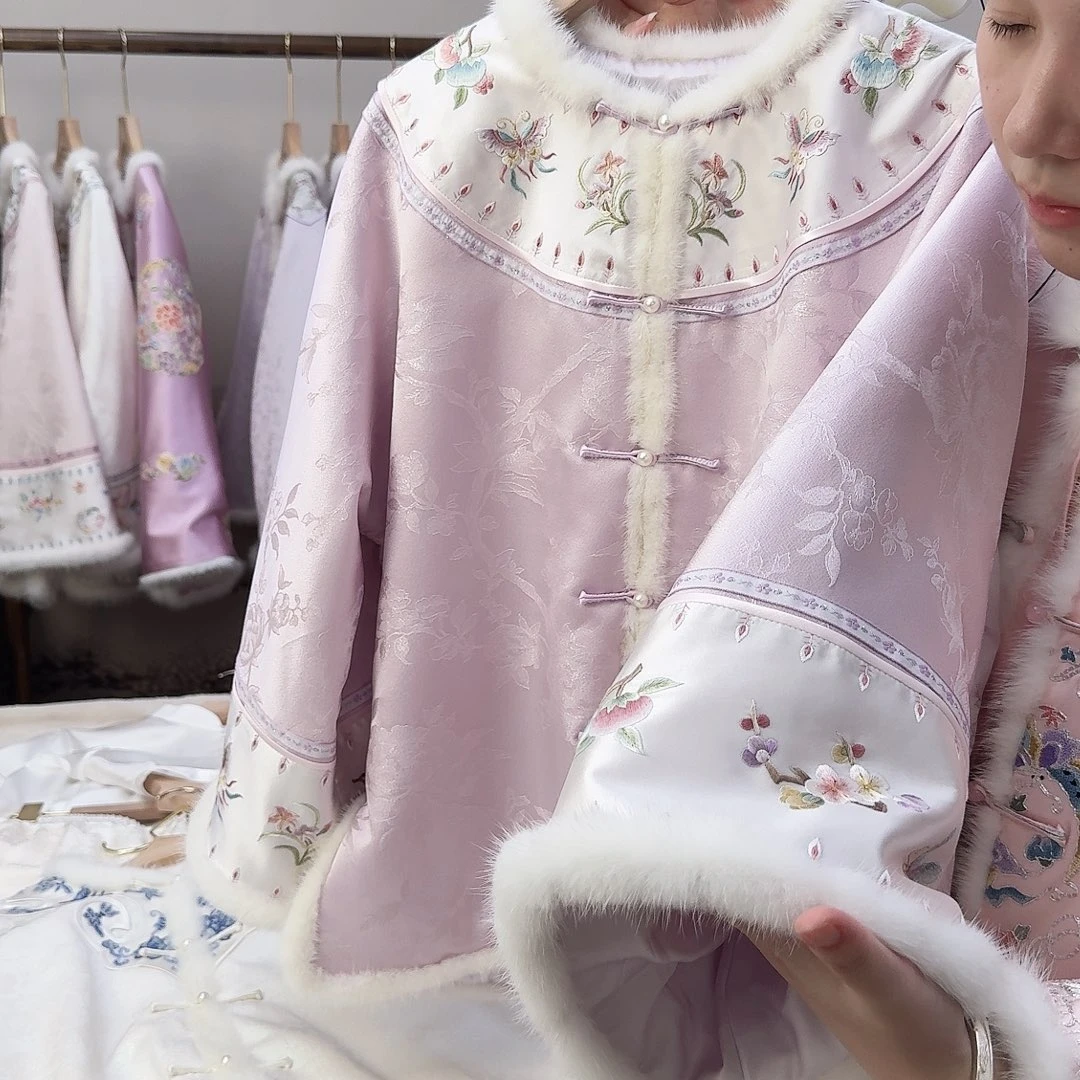 2苏绣棉服苏绣棉服