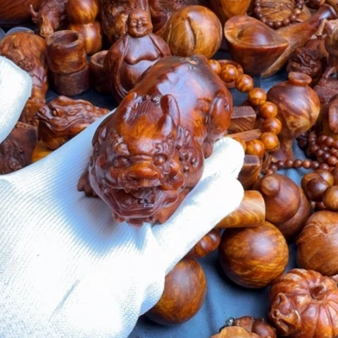 松木（琥珀木）无事牌小瑕疵