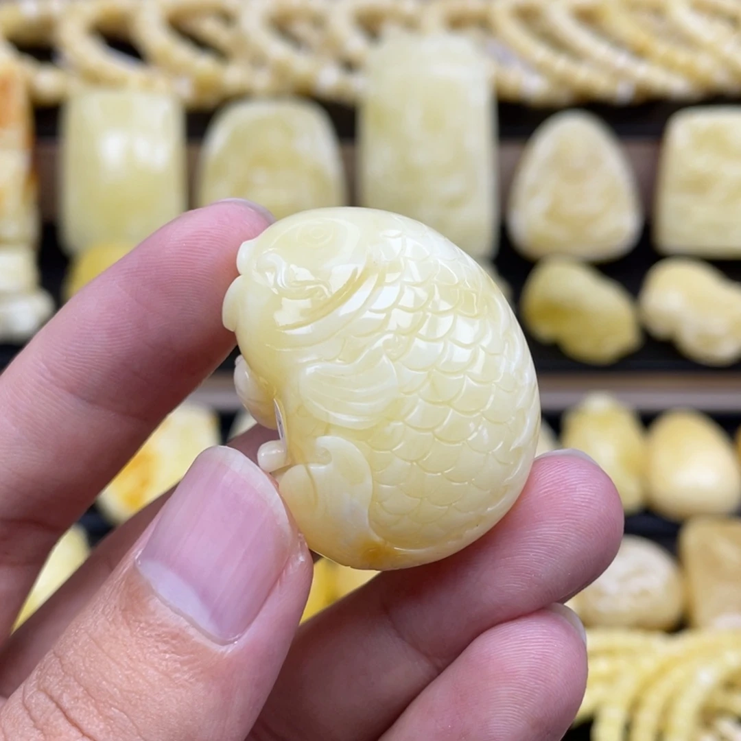 琥珀未镶嵌裸石琥珀蜜蜡