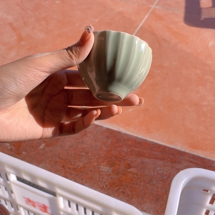 微瑕焦月色九如杯