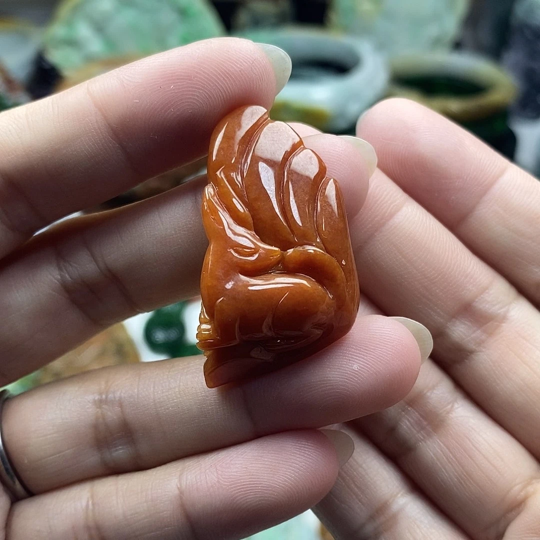 颈饰未镶嵌翡翠牌子
