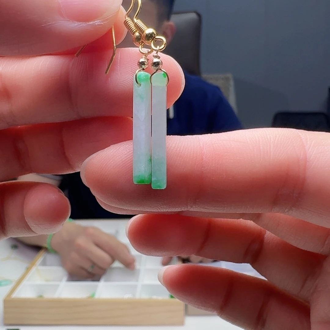 翡翠银S925镶嵌耳饰天然