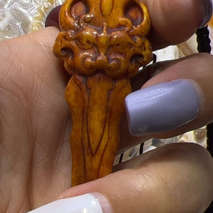 大果紫檀（缅甸花梨）孟师傅剑手把