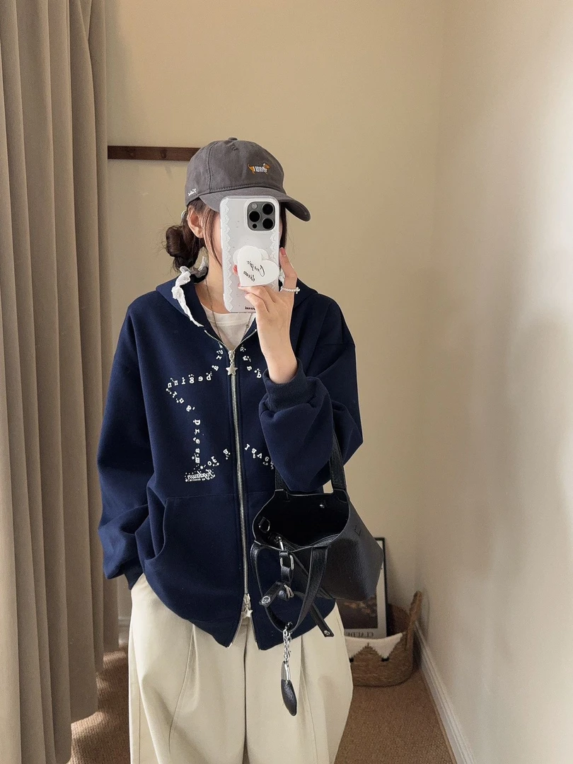程程甄选 韩系减龄蕾丝花边连帽五星双拉链厚款休闲外套1123