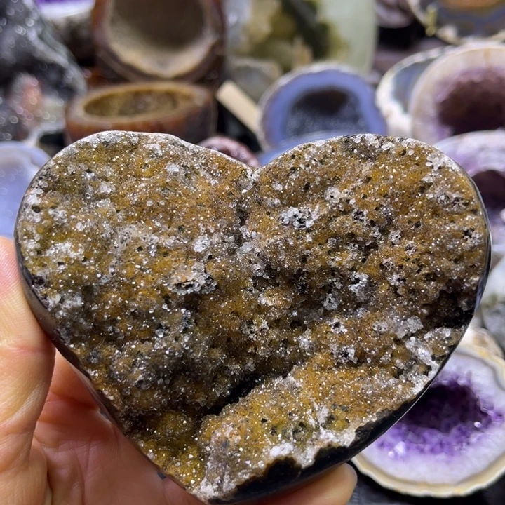 珠宝半成品水晶未镶嵌奇石黄心