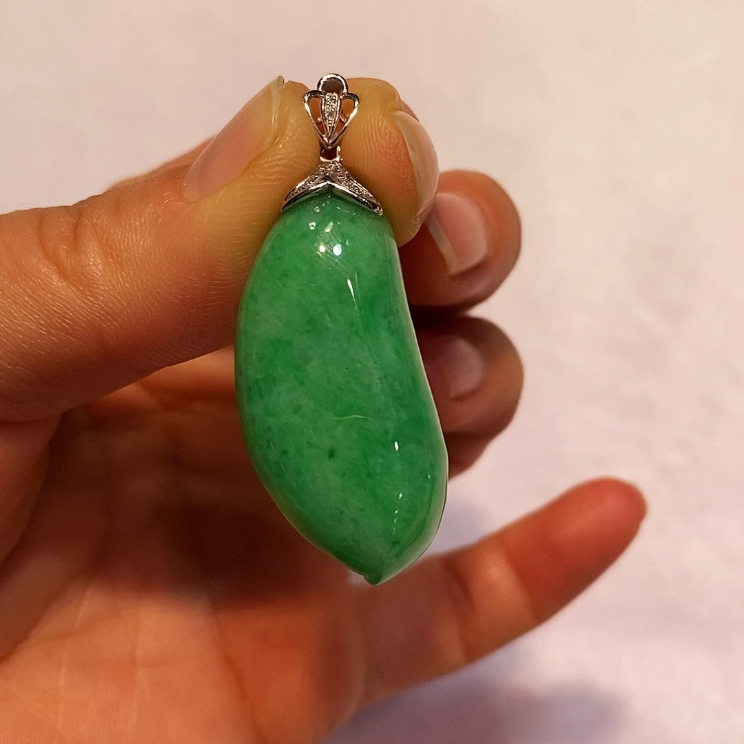 定制翡翠未镶嵌翡翠吊坠