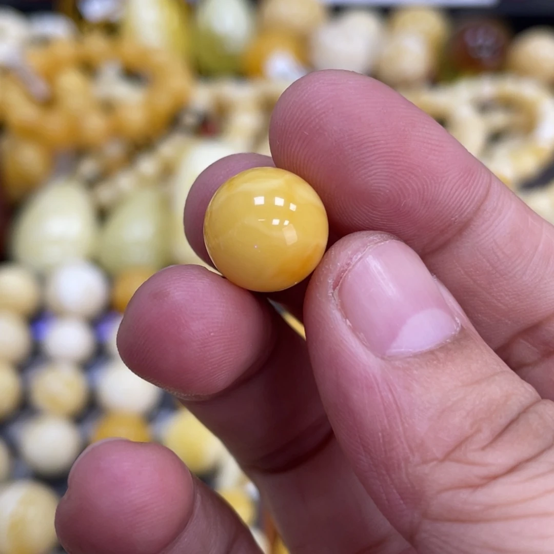 未镶嵌琥珀珠宝奇石12.3mm瑕 浓蜡