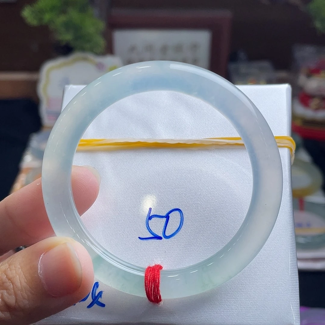 小***北未镶嵌手镯翡翠50圆条