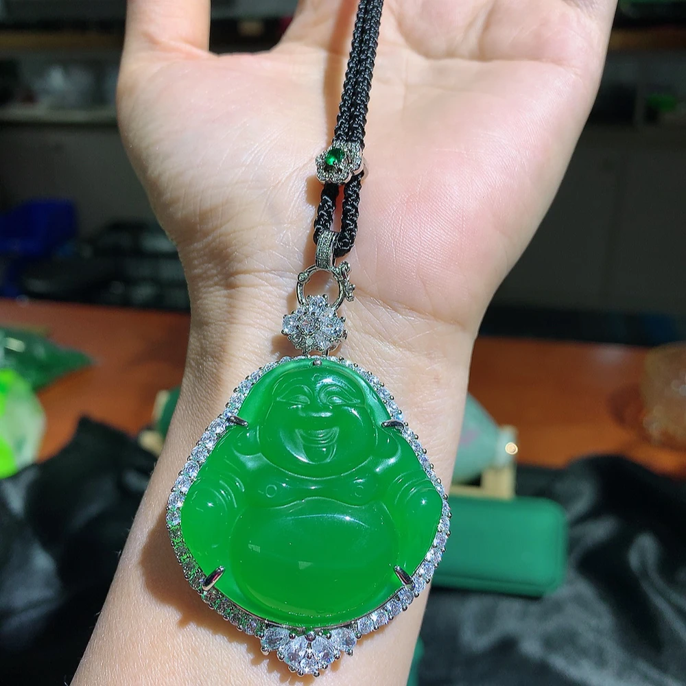 天然绿玉髓佛公毛衣链吊坠