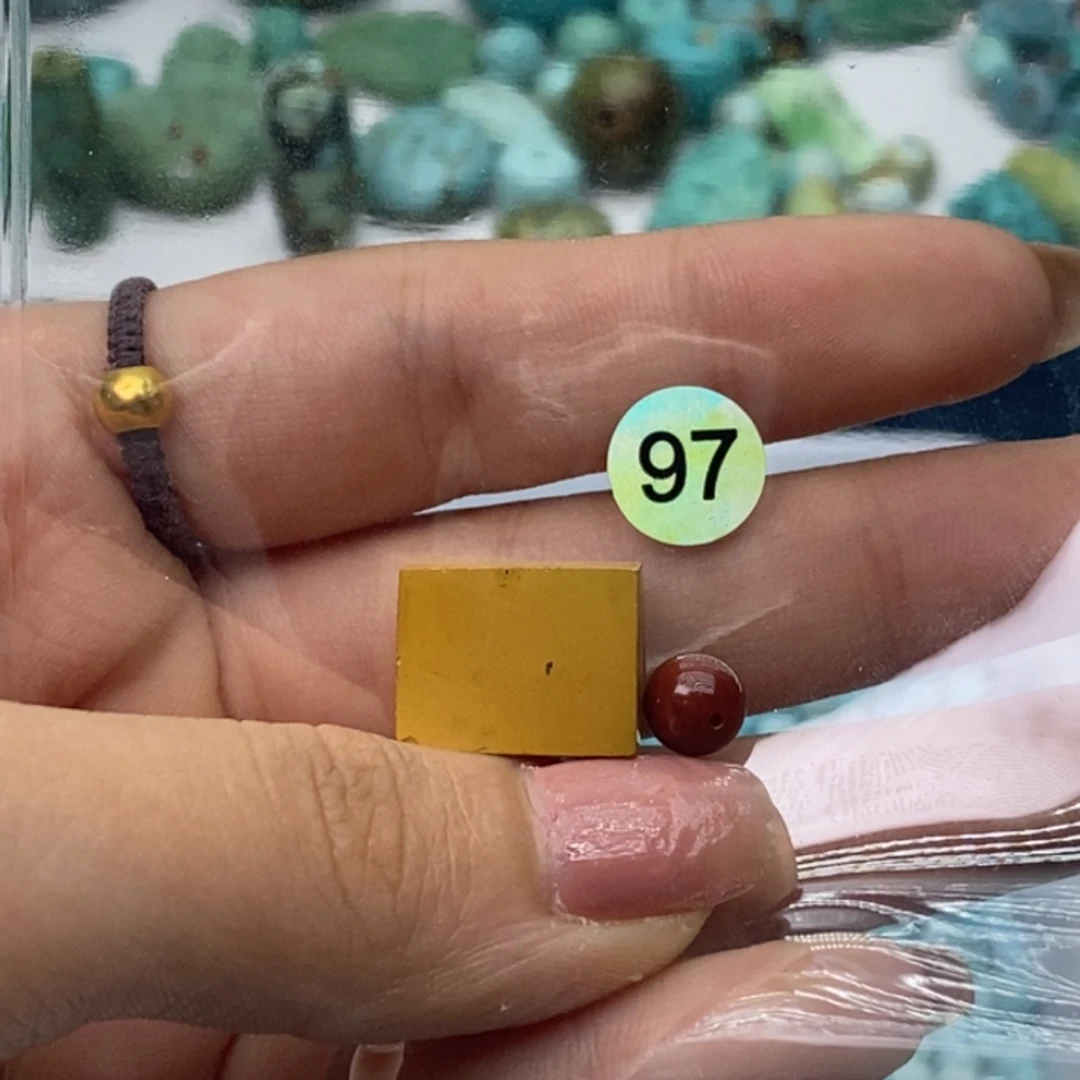 航***代南红玛瑙未镶嵌珠宝奇石