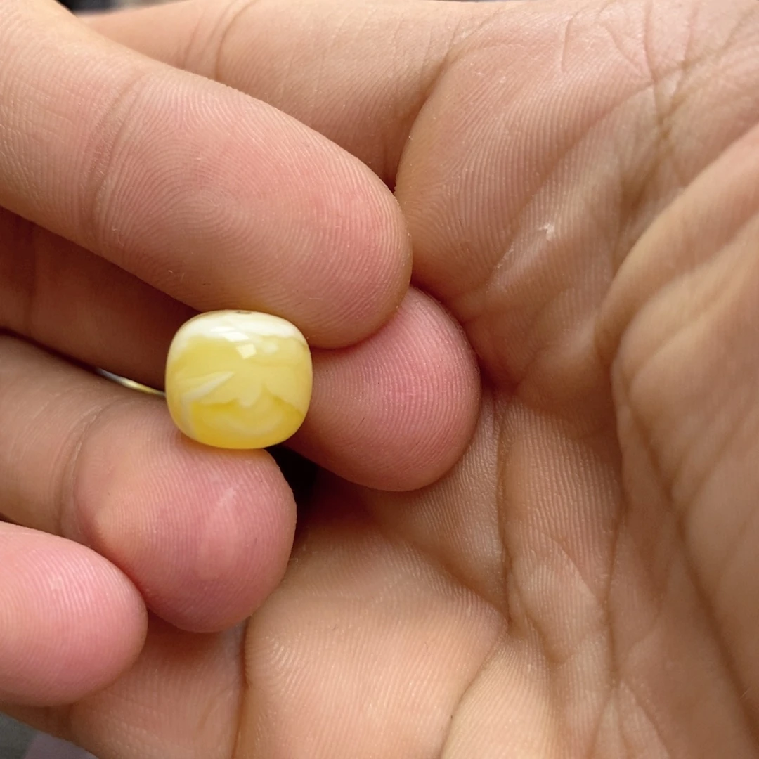 琥珀吊坠(不含链)未镶嵌