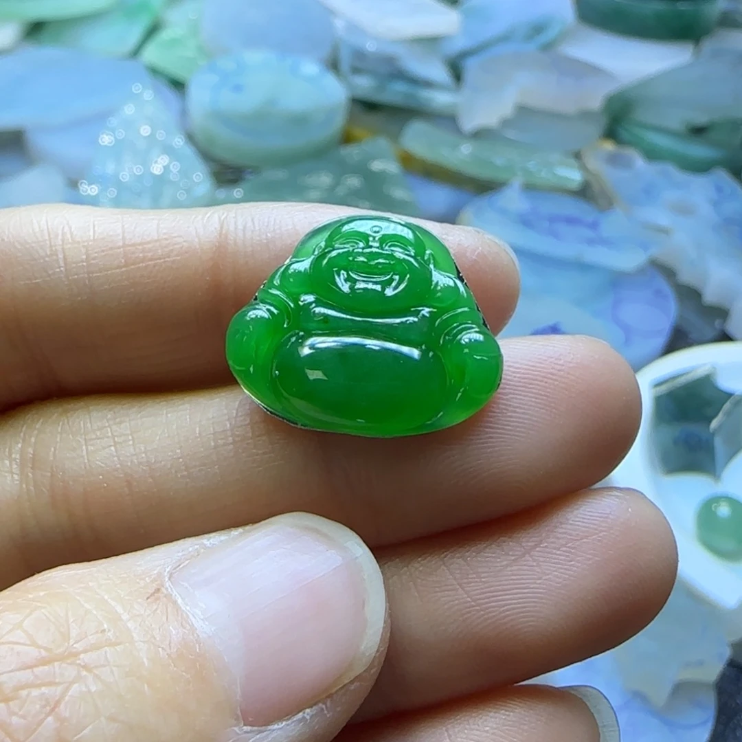 翡翠颈饰未镶嵌天**弟定制