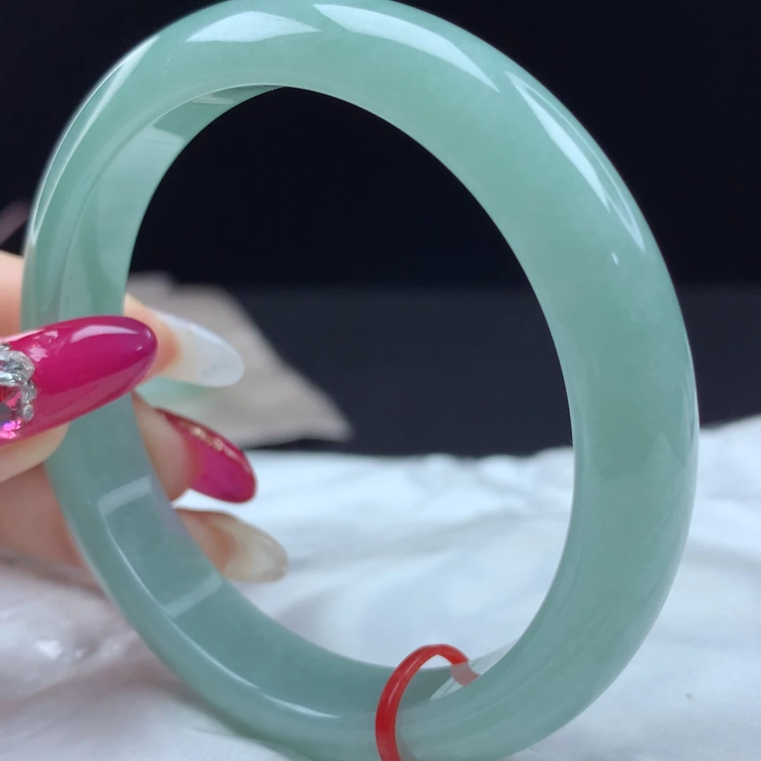 未镶嵌手镯翡翠89035，